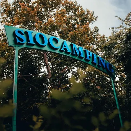 Siocamping Teruelet For Tents And Caravans * Шиофок